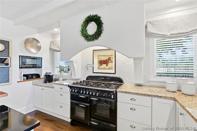 8851 Scottsville Road, Borden, IN 47106
