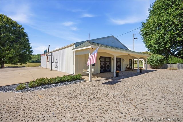 8851 Scottsville Road, Borden, IN 47106