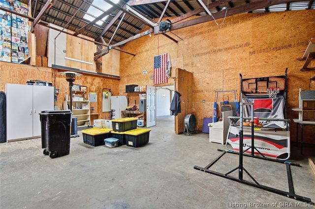 8851 Scottsville Road, Borden, IN 47106