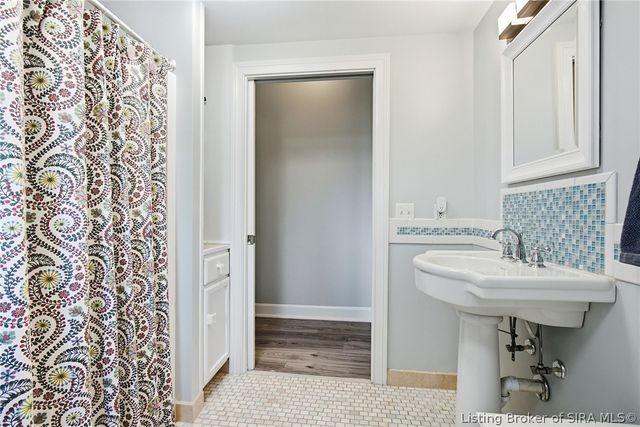8851 Scottsville Road, Borden, IN 47106