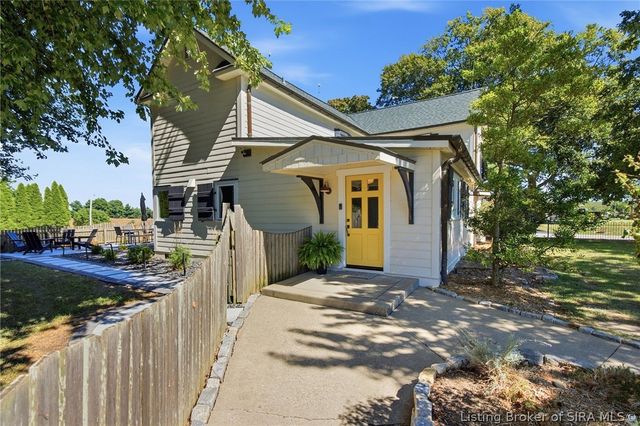 8851 Scottsville Road, Borden, IN 47106