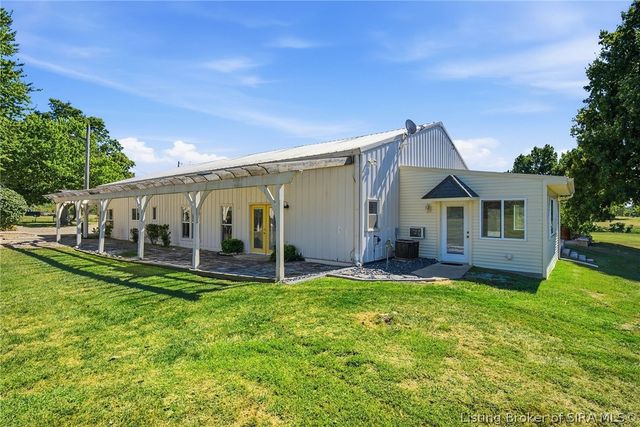 8851 Scottsville Road, Borden, IN 47106