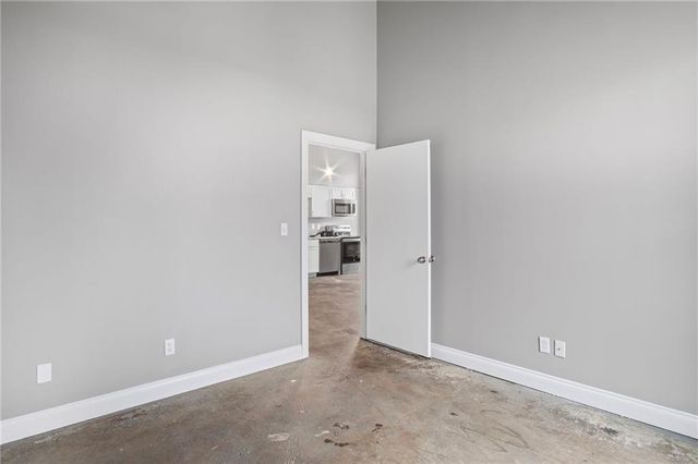 113 W 5th Street 305, Kansas City, MO 64105