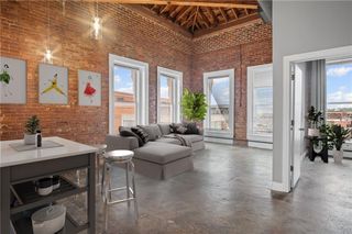 113 W 5th Street 305, Kansas City, MO 64105