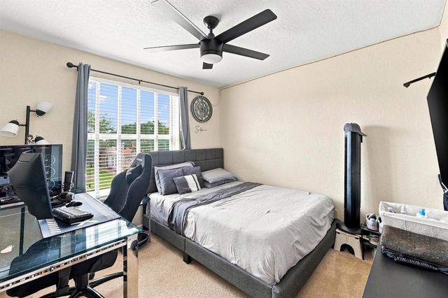 5477 NW 90th Terrace, Sunrise, FL 33351