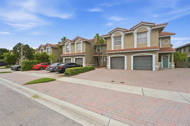 5477 NW 90th Terrace, Sunrise, FL 33351