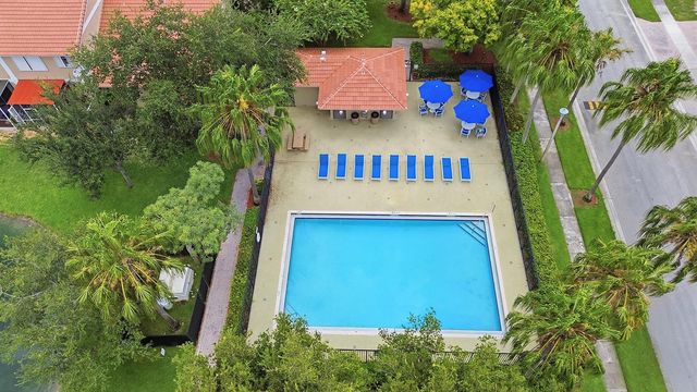 5477 NW 90th Terrace, Sunrise, FL 33351
