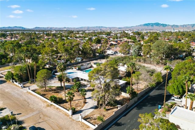 5517 Oak Street, Las Vegas, NV 89120