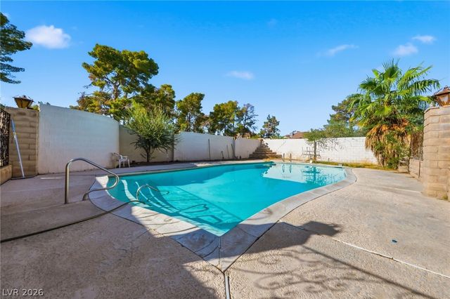 5517 Oak Street, Las Vegas, NV 89120