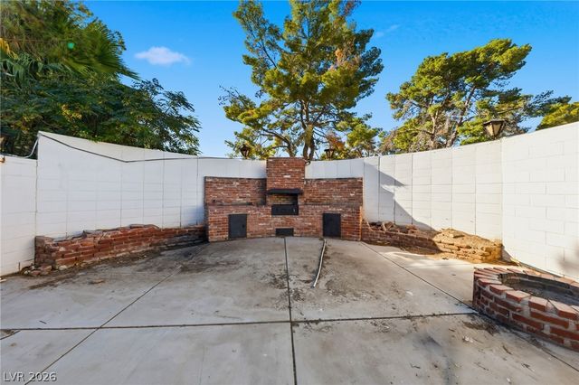 5517 Oak Street, Las Vegas, NV 89120