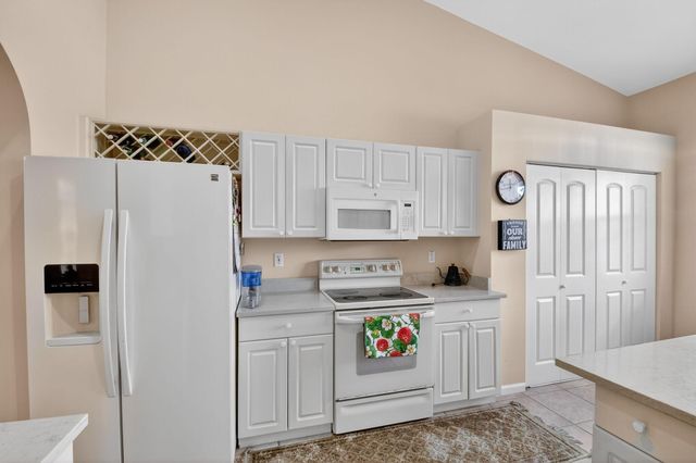 132 Kapok Crescent, Royal Palm Beach, FL 33411