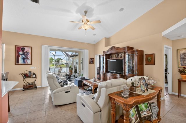 132 Kapok Crescent, Royal Palm Beach, FL 33411
