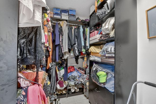 132 Kapok Crescent, Royal Palm Beach, FL 33411