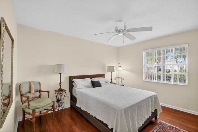 132 Kapok Crescent, Royal Palm Beach, FL 33411