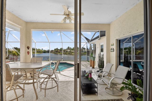 132 Kapok Crescent, Royal Palm Beach, FL 33411