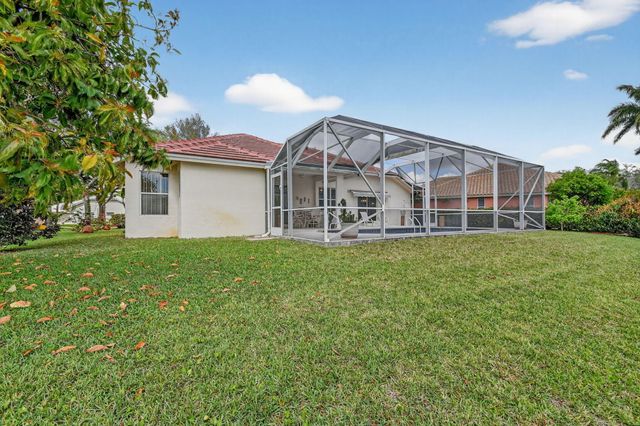 132 Kapok Crescent, Royal Palm Beach, FL 33411