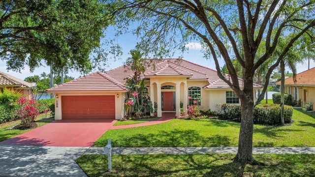 132 Kapok Crescent, Royal Palm Beach, FL 33411