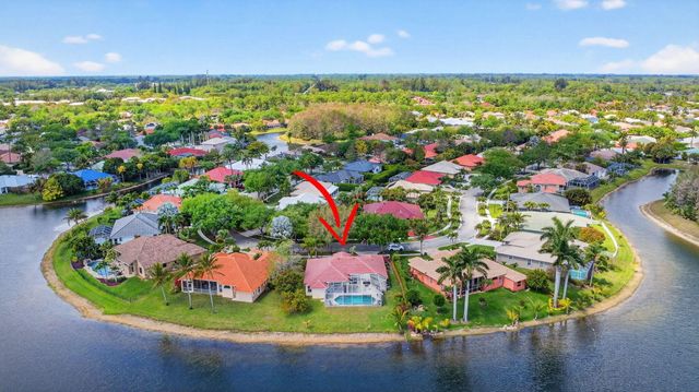 132 Kapok Crescent, Royal Palm Beach, FL 33411