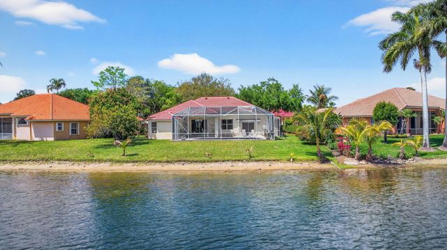 132 Kapok Crescent, Royal Palm Beach, FL 33411