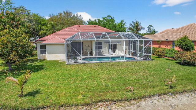 132 Kapok Crescent, Royal Palm Beach, FL 33411