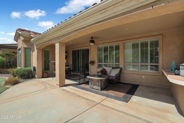 4755 E RAKESTRAW Lane, Gilbert, AZ 85298