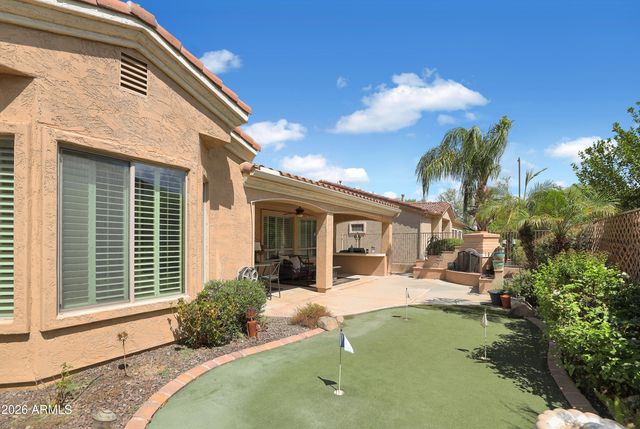 4755 E RAKESTRAW Lane, Gilbert, AZ 85298