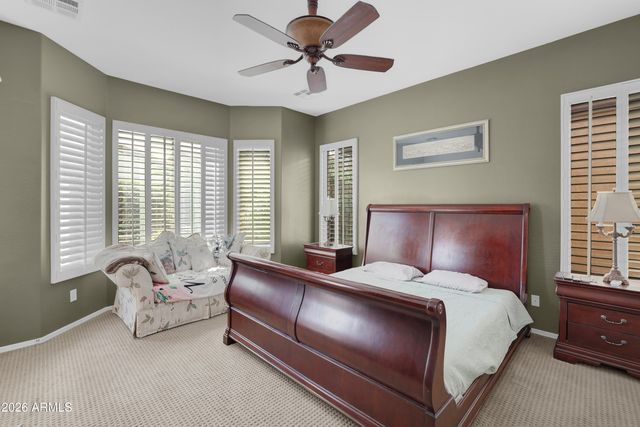 4755 E RAKESTRAW Lane, Gilbert, AZ 85298