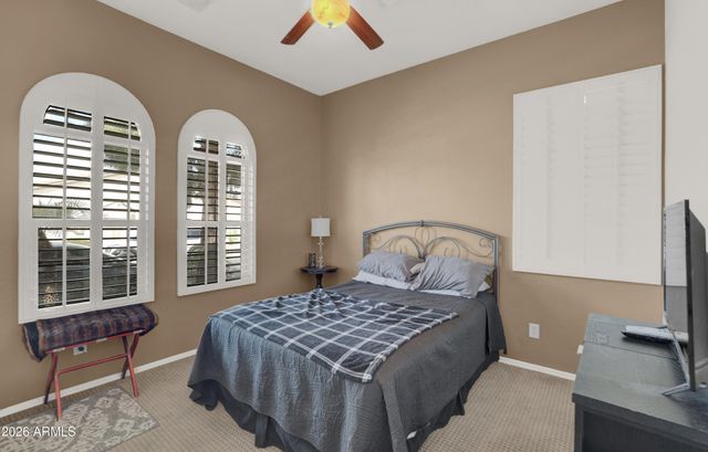 4755 E RAKESTRAW Lane, Gilbert, AZ 85298