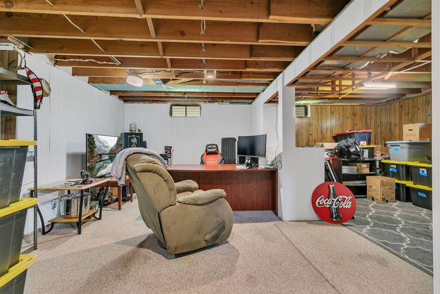 51 21st Avenue N, Saint Cloud, MN 56303