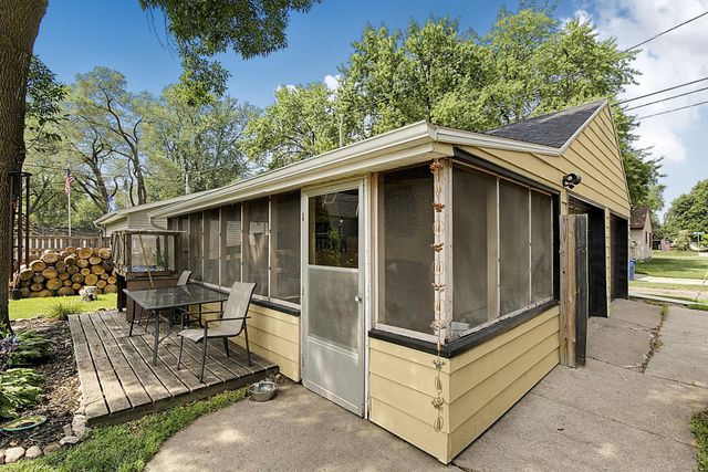 51 21st Avenue N, Saint Cloud, MN 56303