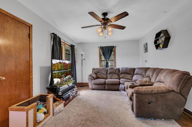 51 21st Avenue N, Saint Cloud, MN 56303