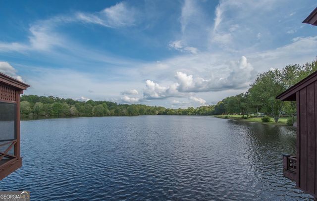 8 Northlake Circle, Peachtree City, GA 30269
