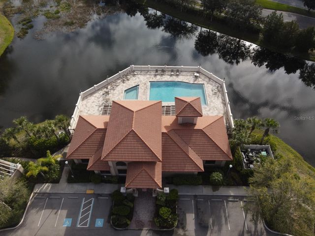 7710 LAKE VISTA COURT 401, Lakewood Ranch, FL 34202