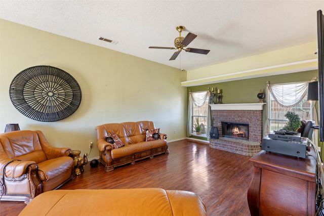 6416 Rosebud Drive, Rowlett, TX 75089