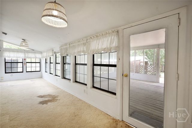 985 Seven Oaks Road, Jesup, GA 31546