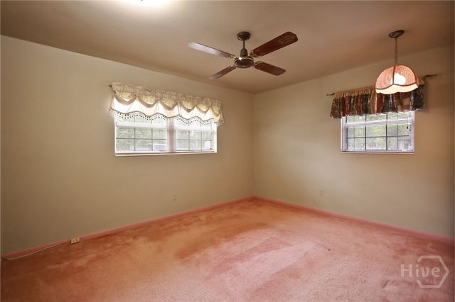 985 Seven Oaks Road, Jesup, GA 31546