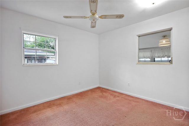 985 Seven Oaks Road, Jesup, GA 31546