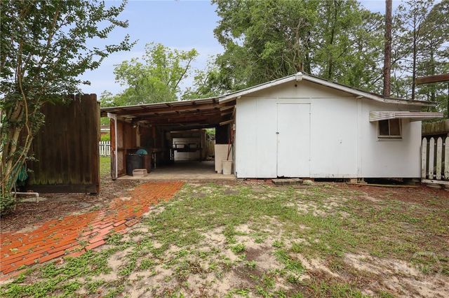 985 Seven Oaks Road, Jesup, GA 31546