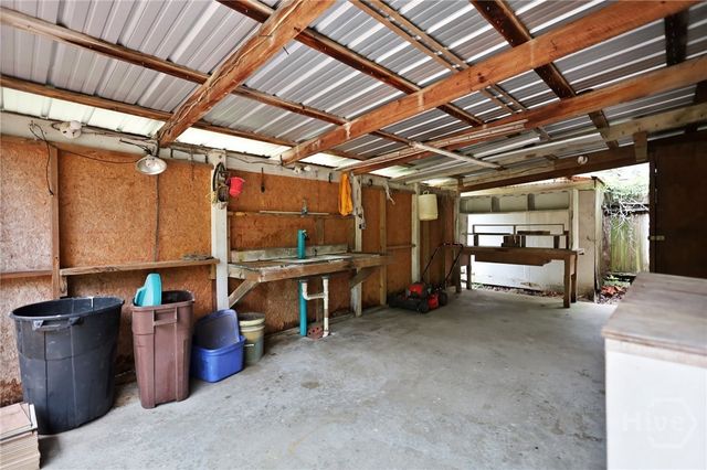 985 Seven Oaks Road, Jesup, GA 31546