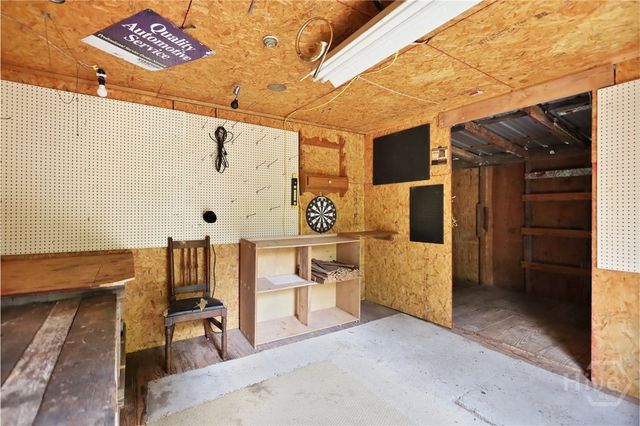 985 Seven Oaks Road, Jesup, GA 31546