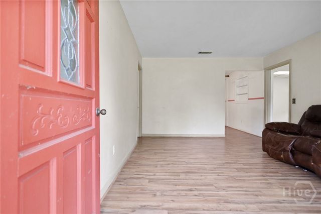 985 Seven Oaks Road, Jesup, GA 31546