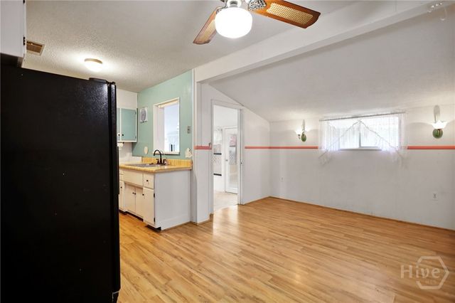 985 Seven Oaks Road, Jesup, GA 31546