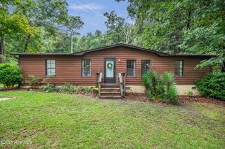 818 Wildwood Circle, Hampstead, NC 28443