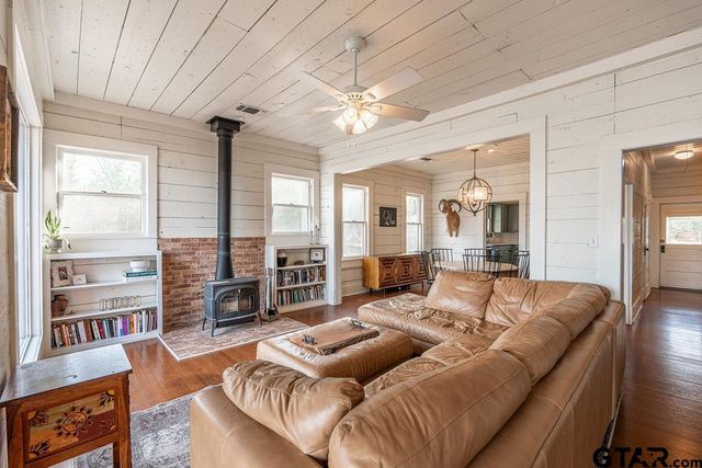 12517 S Hillcreek Rd, Whitehouse, TX 75791