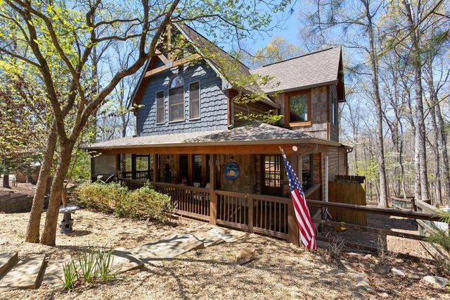 236 Logan Drive, Mineral Bluff, GA 30559