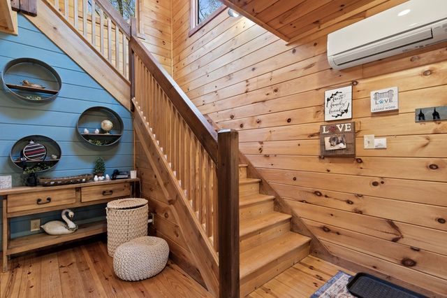 236 Logan Drive, Mineral Bluff, GA 30559