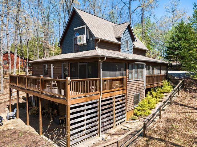 236 Logan Drive, Mineral Bluff, GA 30559