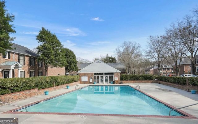 6700 Roswell Road 11B, Atlanta, GA 30328