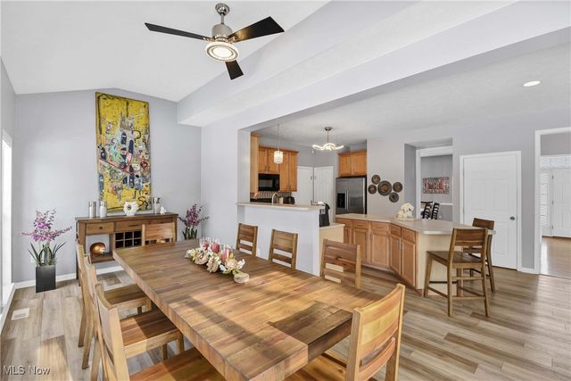 38698 Country Meadow Way, North Ridgeville, OH 44039