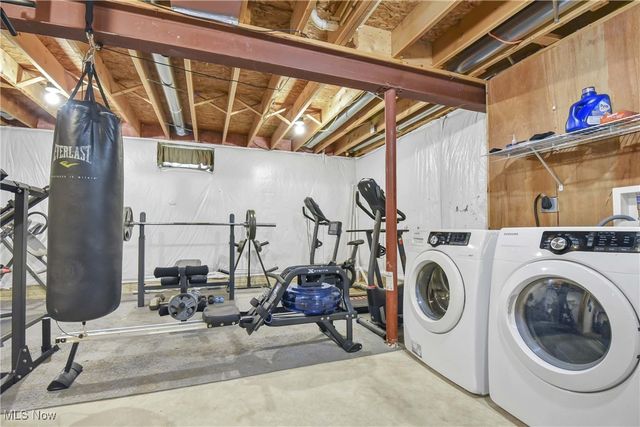 38698 Country Meadow Way, North Ridgeville, OH 44039